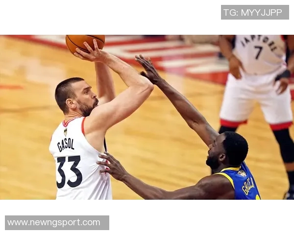 萨迪克贝场均146合同仅1250万或成争冠球队争抢的热门目标